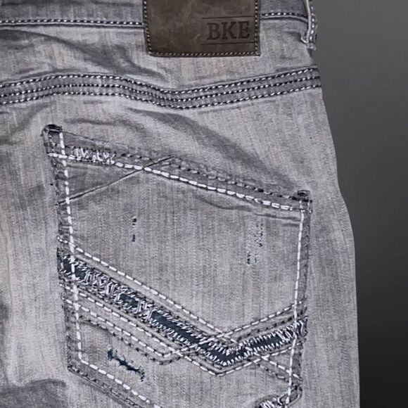 BKE Jake Straight Leg Gray Wash Jeans Size 31x29 - Picture 6 of 7